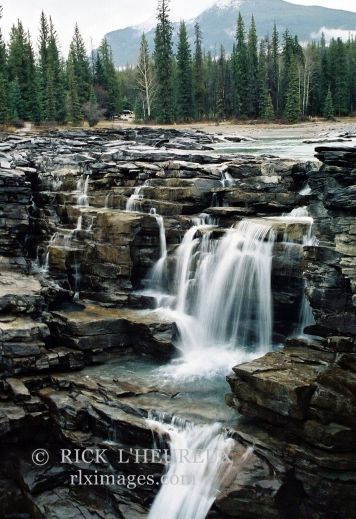 Sunwapta Falls